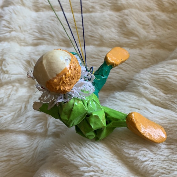 Vintage paper mache hanging air balloon and clown mobile - Picture 8 of 15